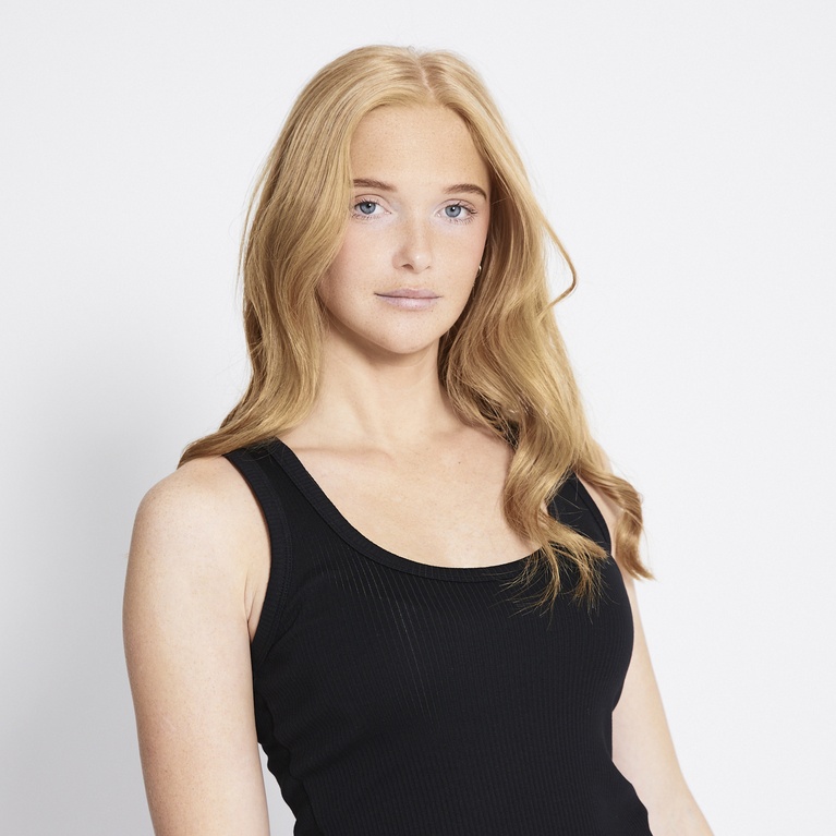 Ribbestrikket singlet "Ilse"